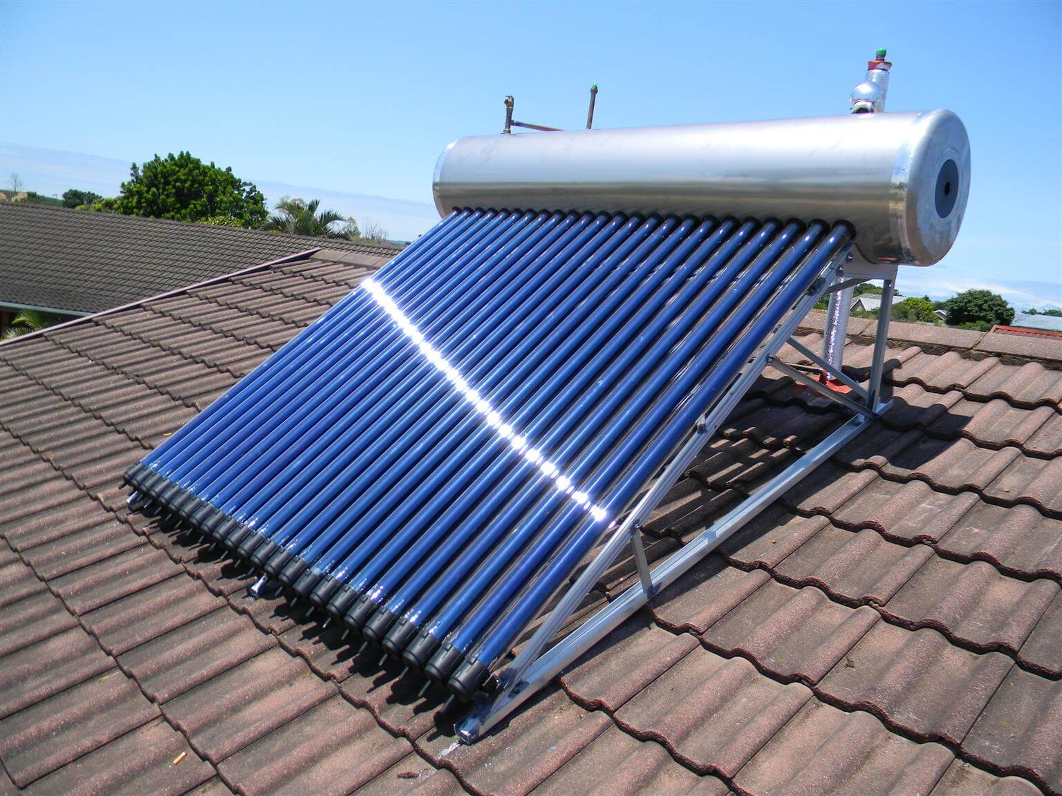 Benefits of Installing a Solar Geyser in Your Home